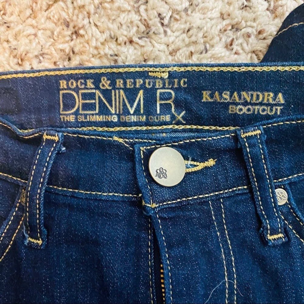 Rock & Republic Kasandra Bootcut Dark Wash Jeans~8 - Picture 5 of 12